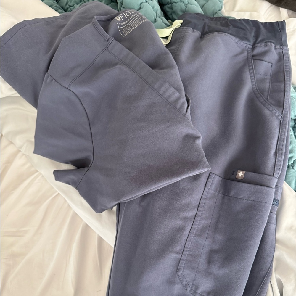 Figs Space Navy Scrub Set